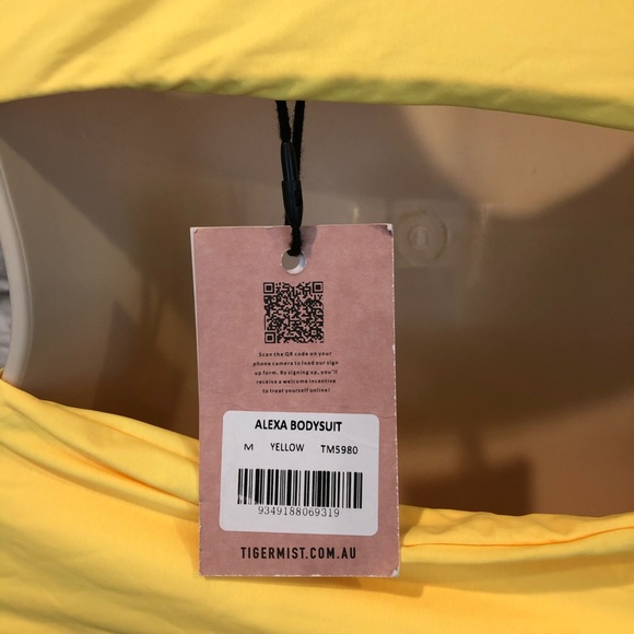 NWT Tiger Mist M Neon Yellow Alexa Bodysuit FLAWED - Picture 11 of 12